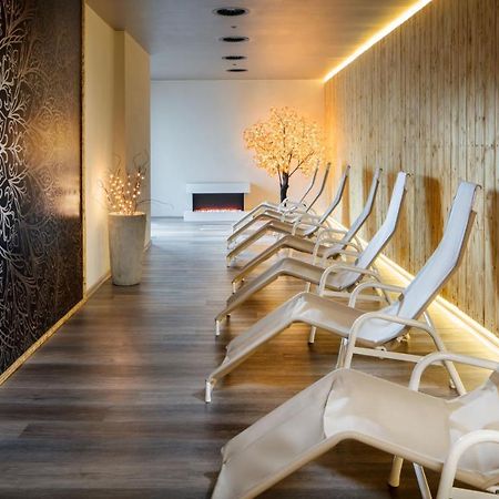 Hotel Hoehlenstein Тукс Екстер'єр фото