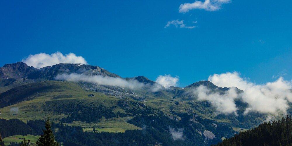 Hotel Hoehlenstein Тукс Екстер'єр фото
